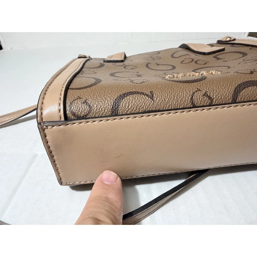 Guess Los Angeles Mini Crossbody Tote Bag Brown Tan Logo Print Satchel Handbag